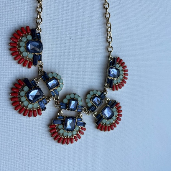 Gem and stone bib statement necklace - Picture 2 of 3